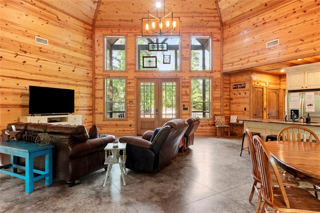 69 White Tail Circle Property Photo 14