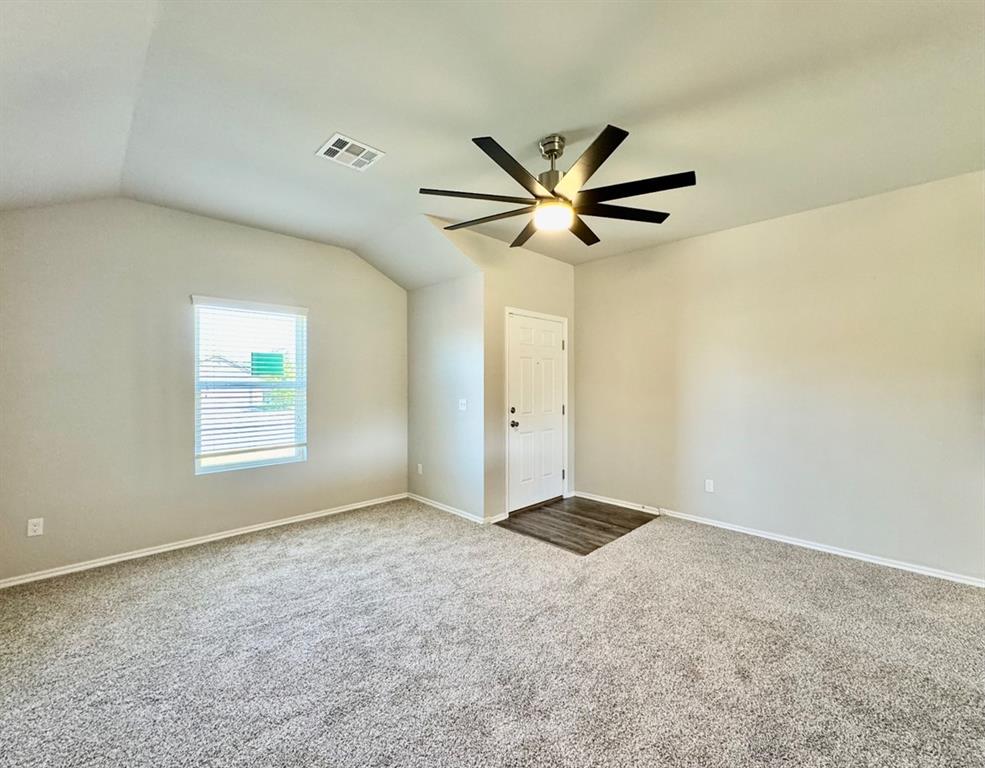 933 Klare Lane Property Photo 3