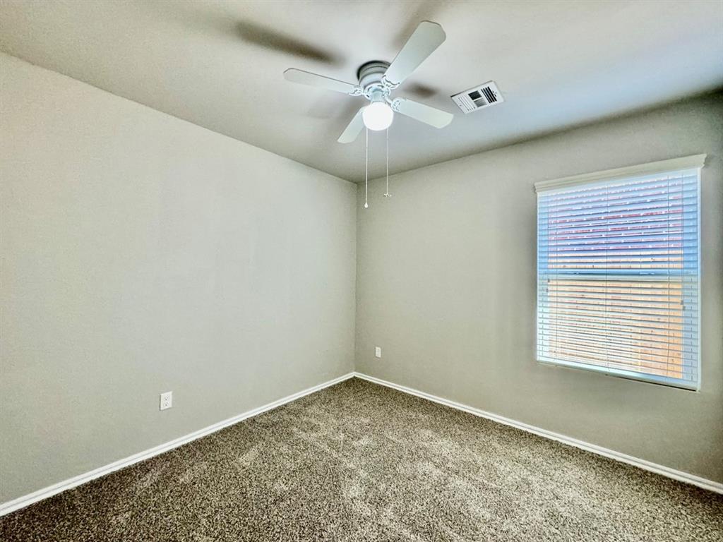 933 Klare Lane Property Photo 16