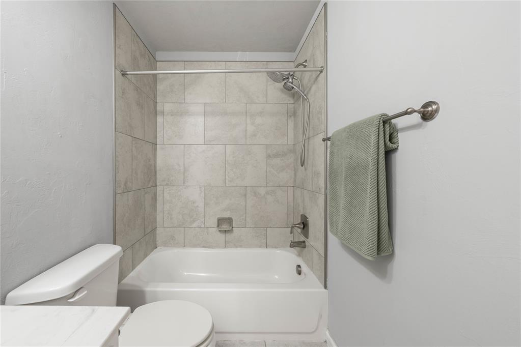 4209 Nw 153rd Street Property Photo 33
