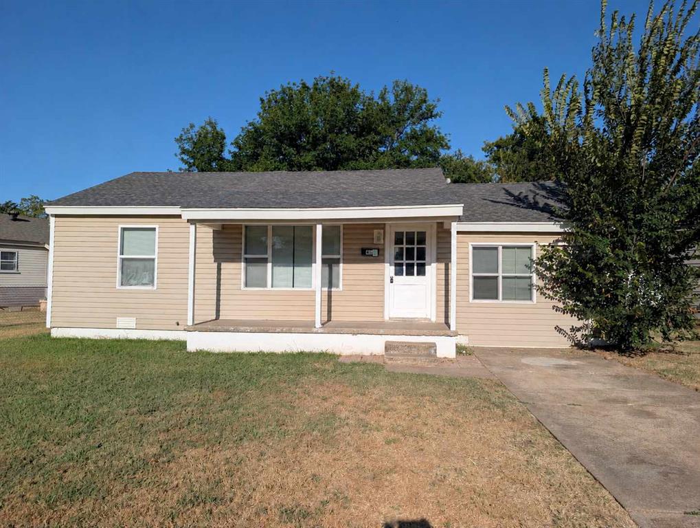 416 E Jarman Drive Property Photo 1