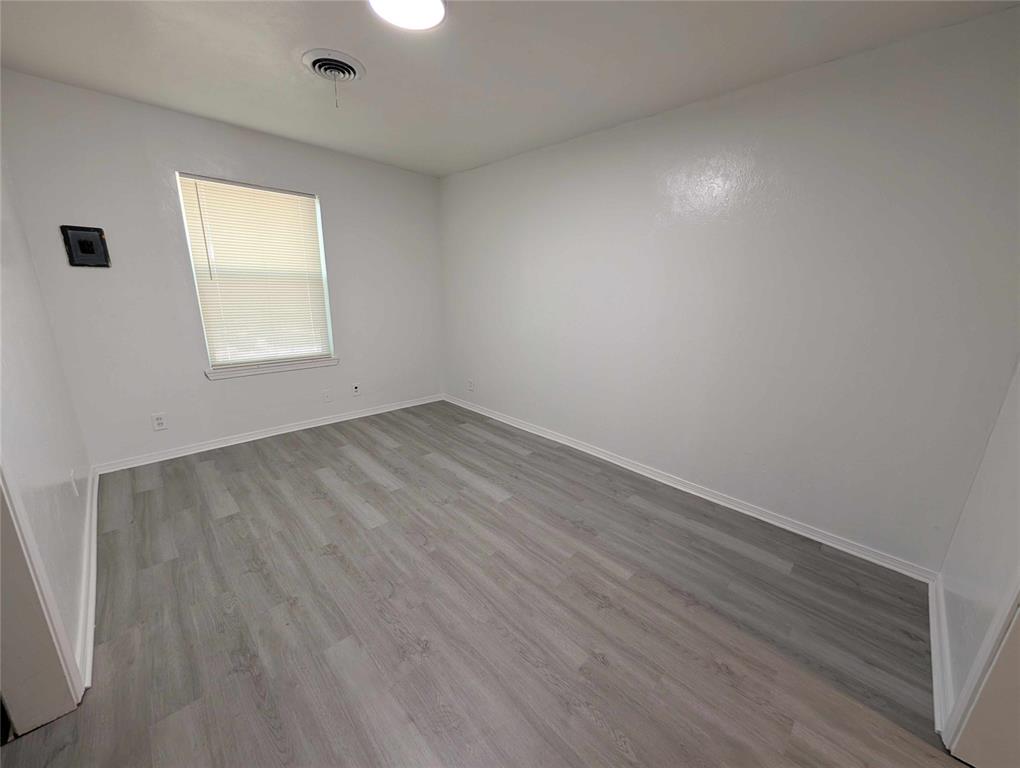 416 E Jarman Drive Property Photo 7