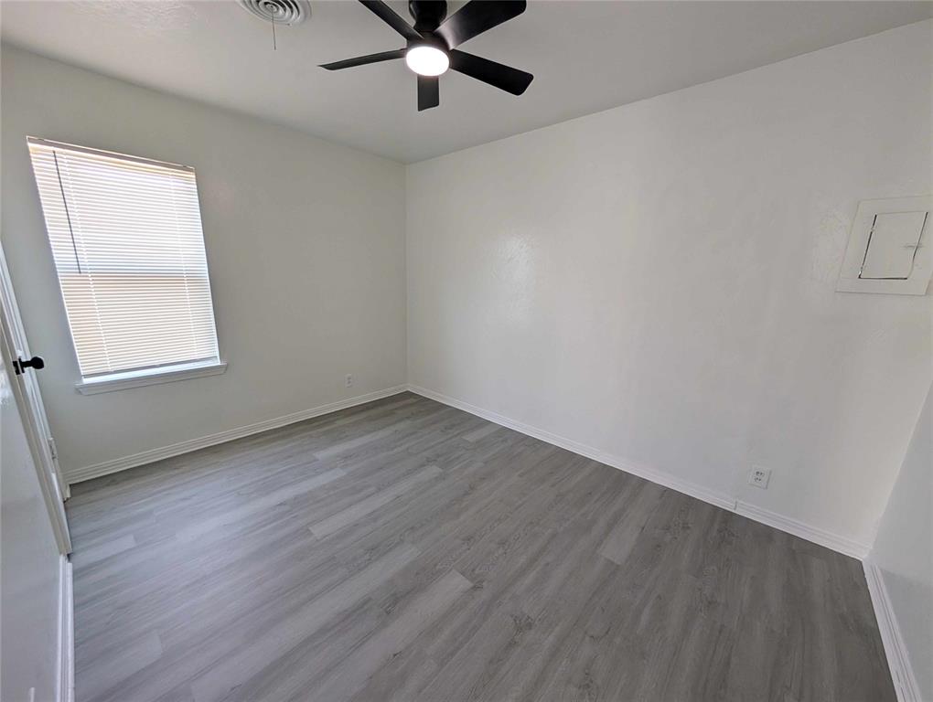 416 E Jarman Drive Property Photo 11