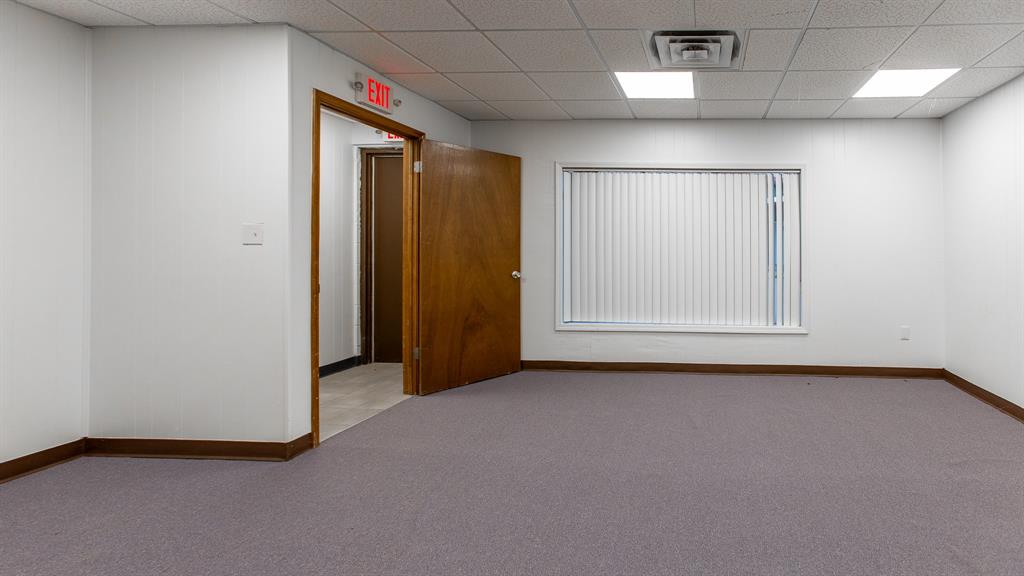 2428 N Janeway Avenue Property Photo 14