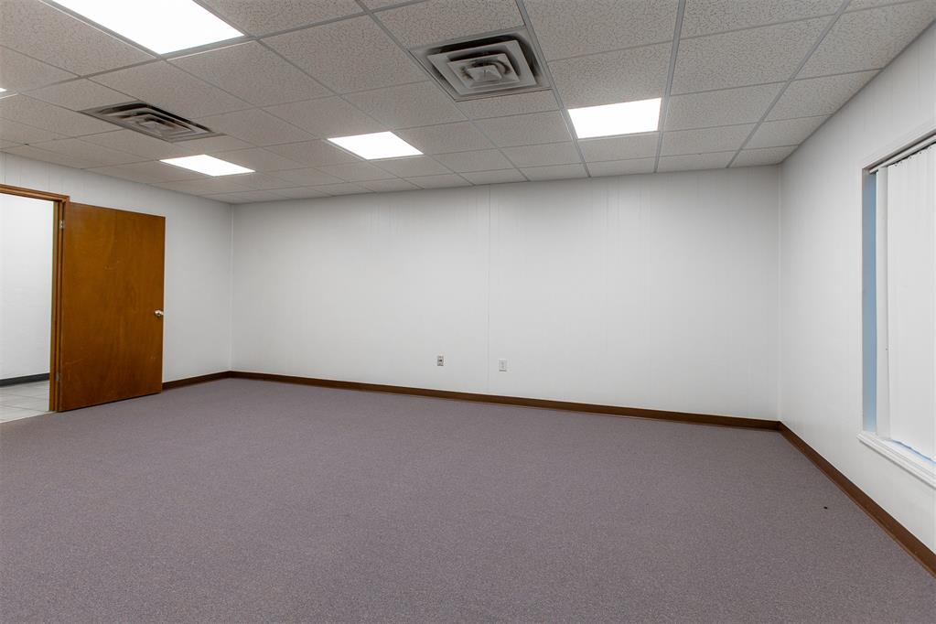 2428 N Janeway Avenue Property Photo 15