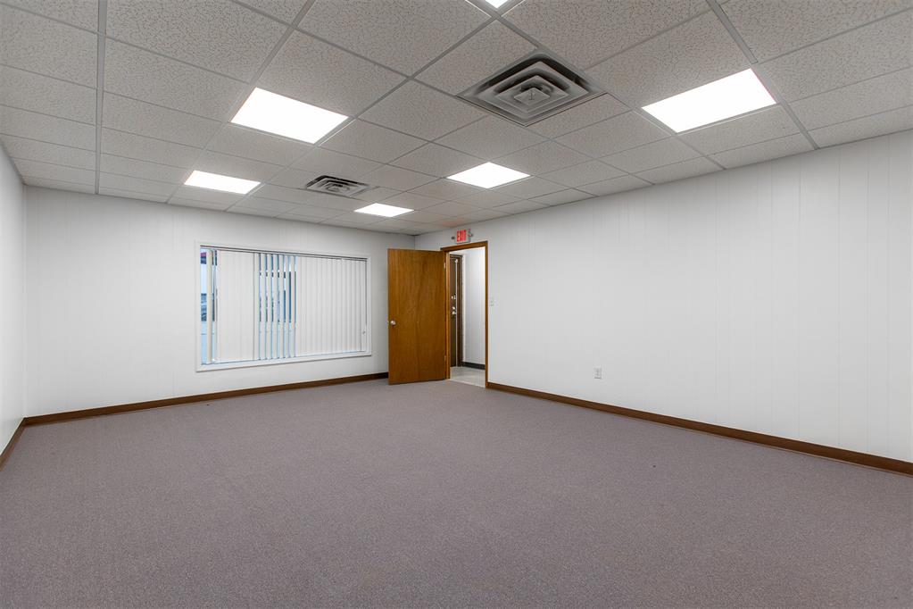 2428 N Janeway Avenue Property Photo 17