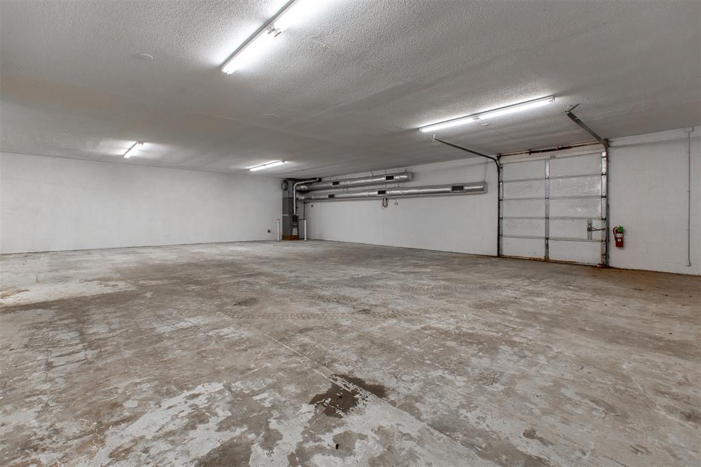 2428 N Janeway Avenue Property Photo 20