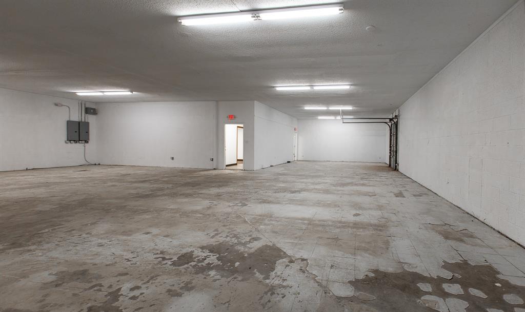 2428 N Janeway Avenue Property Photo 22