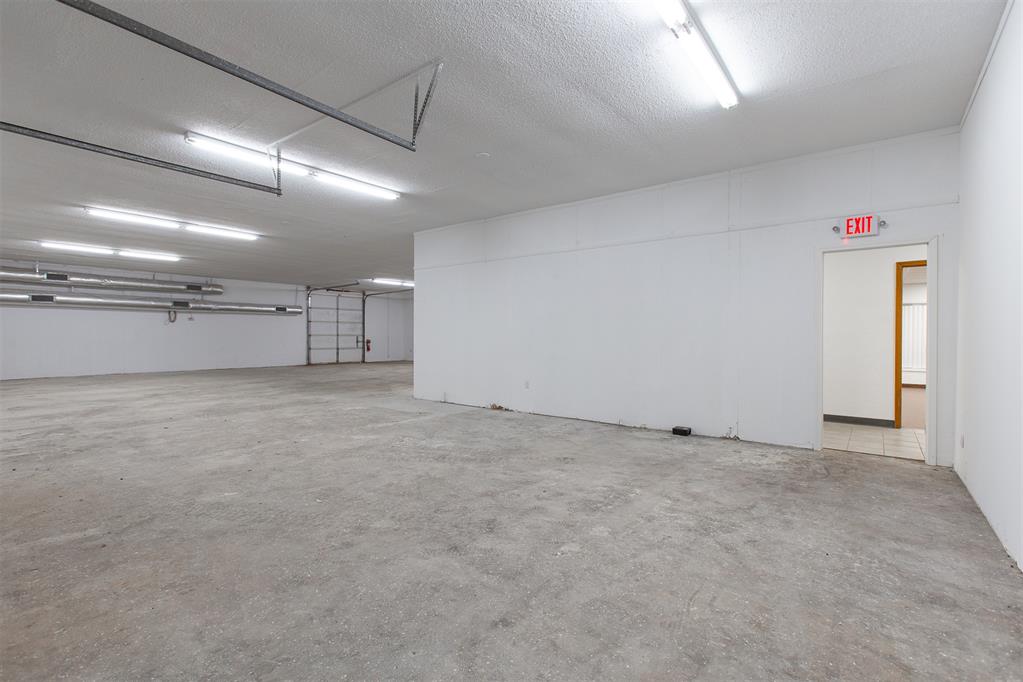 2428 N Janeway Avenue Property Photo 23