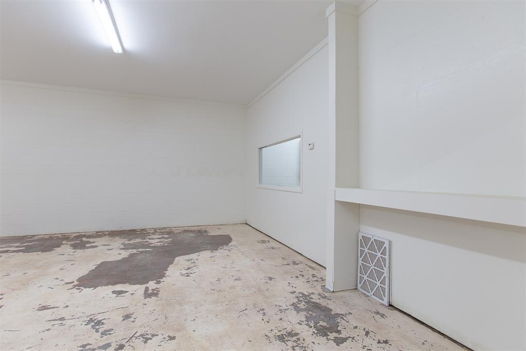 2428 N Janeway Avenue Property Photo 36