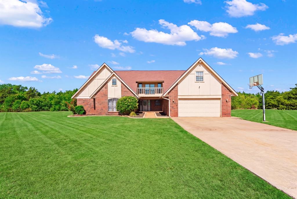1811 Cedar Trail Property Photo 1