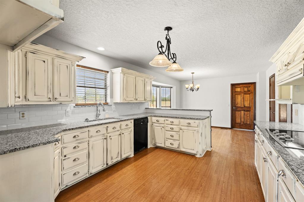 1811 Cedar Trail Property Photo 23