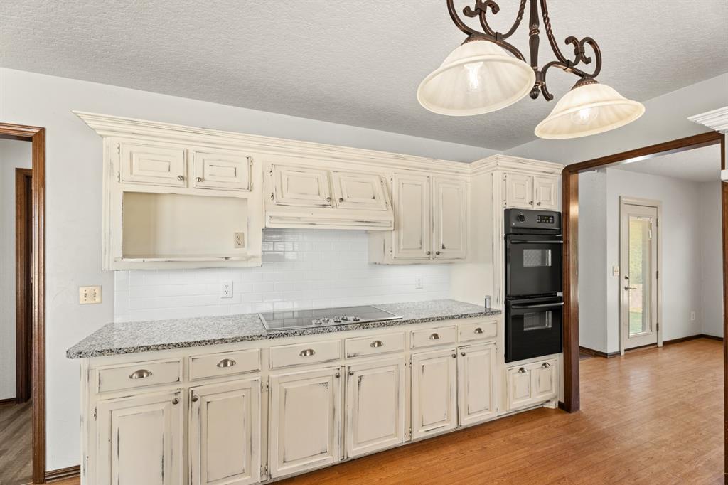 1811 Cedar Trail Property Photo 25