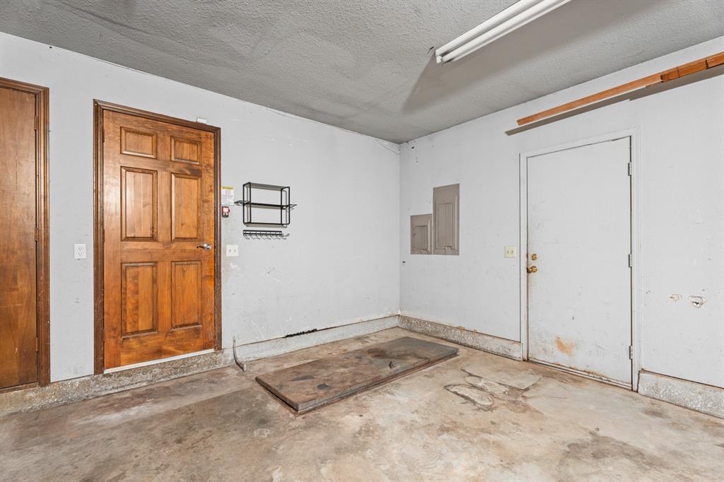 1811 Cedar Trail Property Photo 32