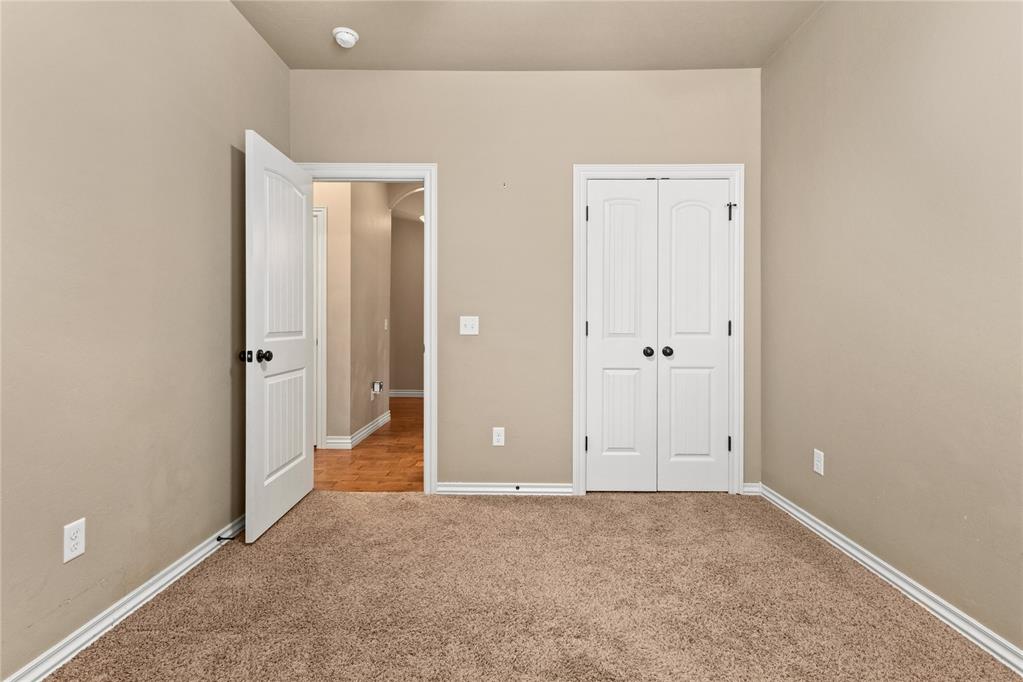 2513 Hayride Drive Property Photo 7