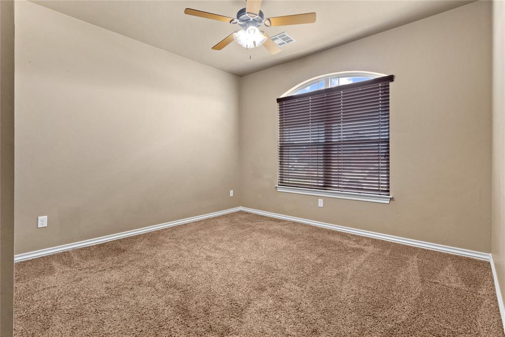 2513 Hayride Drive Property Photo 9