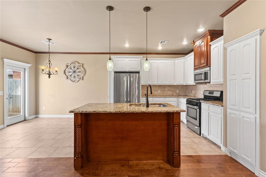 2513 Hayride Drive Property Photo 16