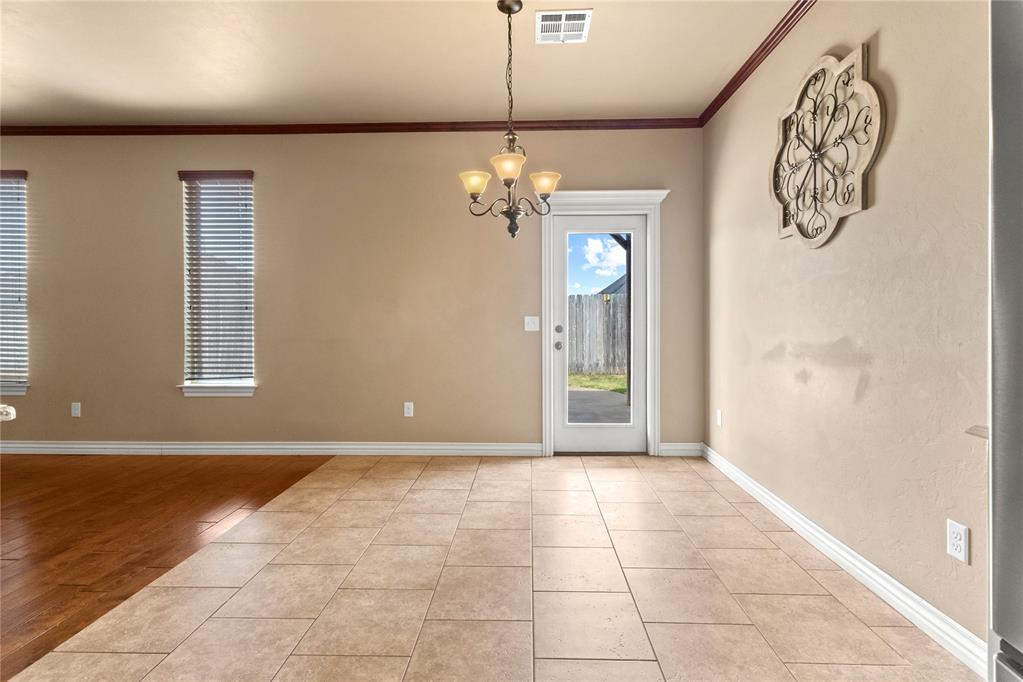 2513 Hayride Drive Property Photo 19