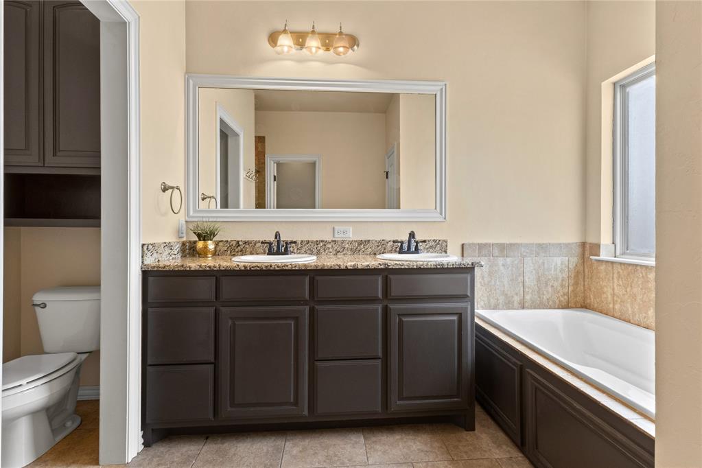 2513 Hayride Drive Property Photo 25
