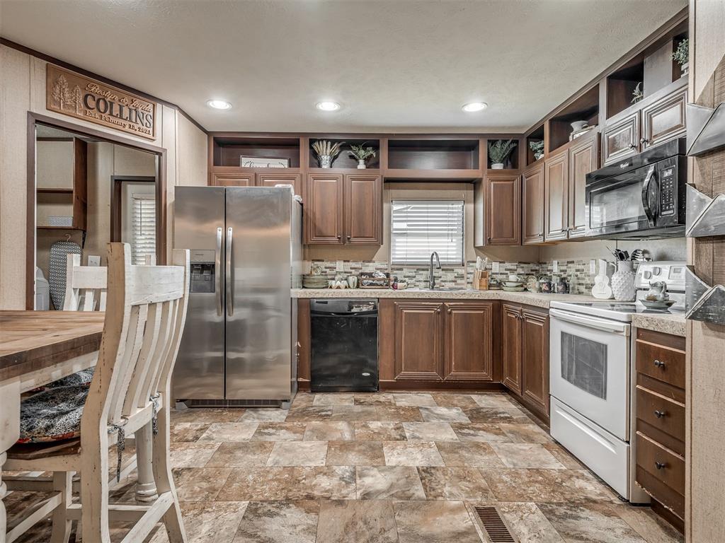 100041 N 3740 Road Property Photo 12