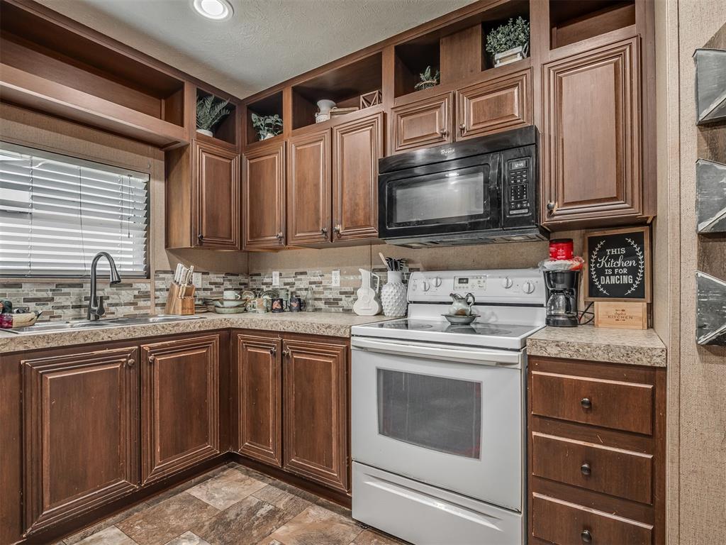100041 N 3740 Road Property Photo 17