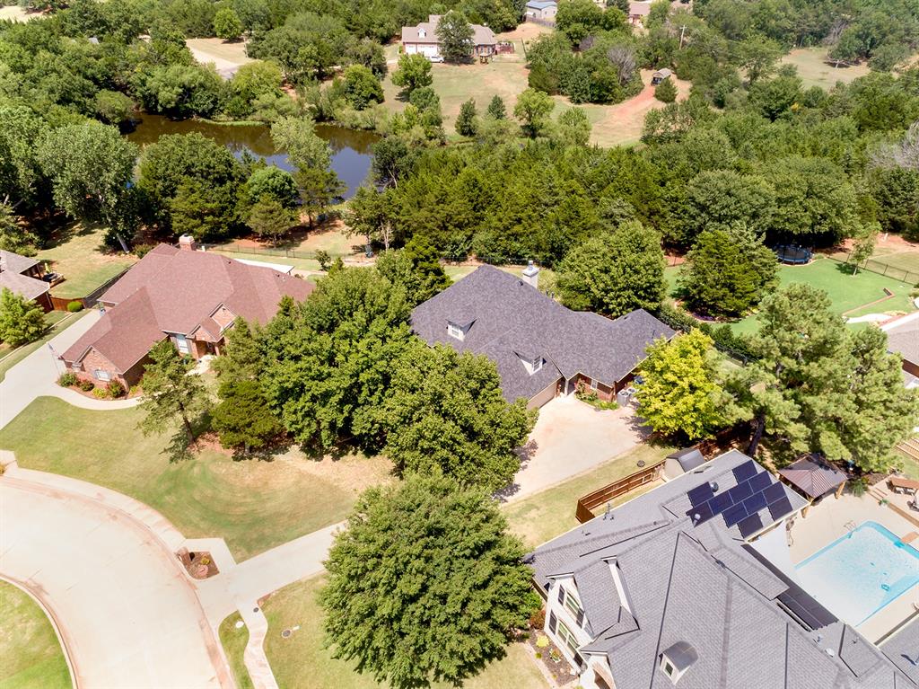 2211 S Copperfield Street Property Photo 3