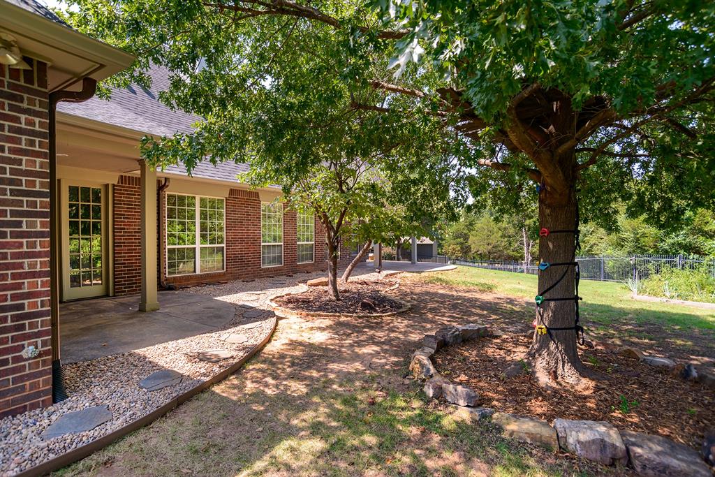 2211 S Copperfield Street Property Photo 12