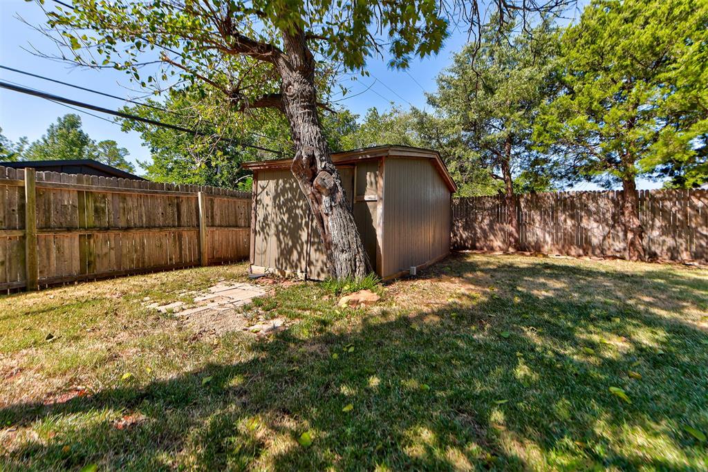2520 Huntleigh Drive Property Photo 47