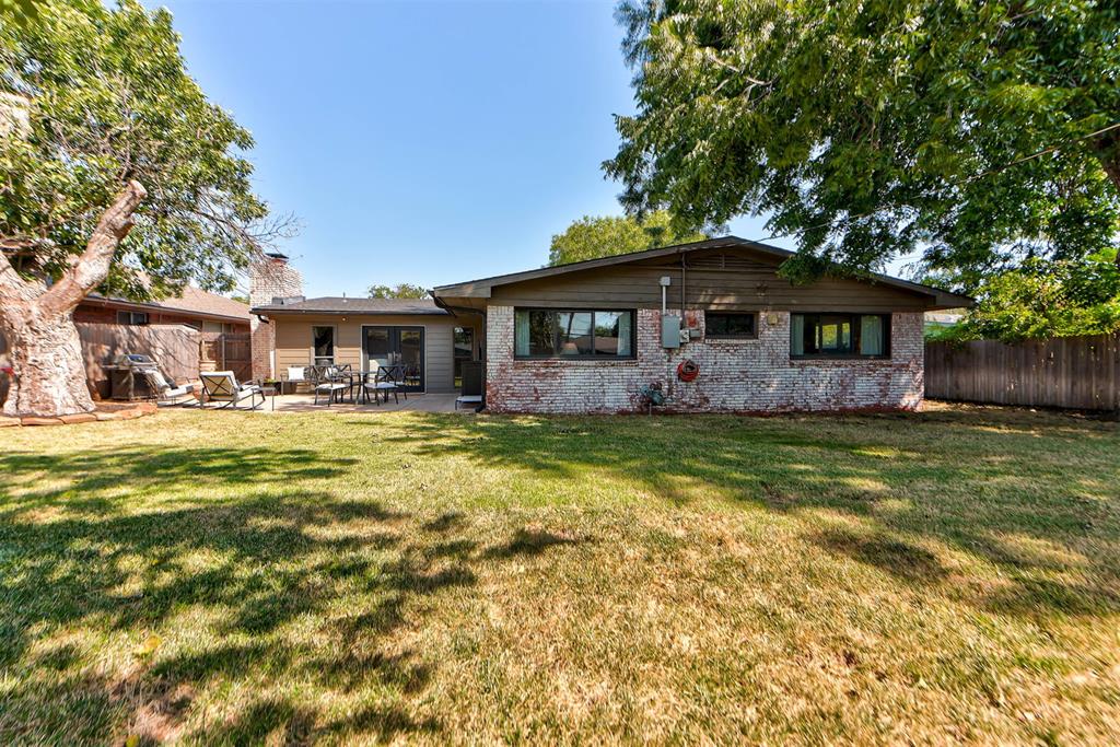 2520 Huntleigh Drive Property Photo 48