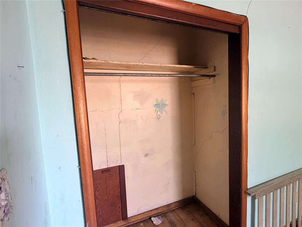 402 N Temple Street Property Photo 28