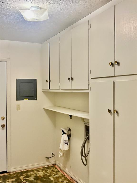 1606 Greenbriar Drive Property Photo 19