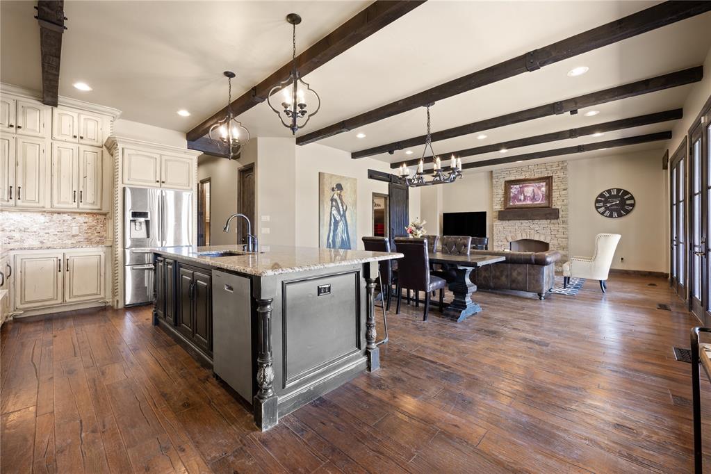4517 Roundup Road Property Photo 12