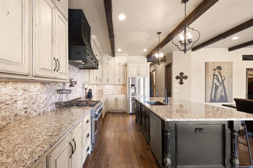 4517 Roundup Road Property Photo 13
