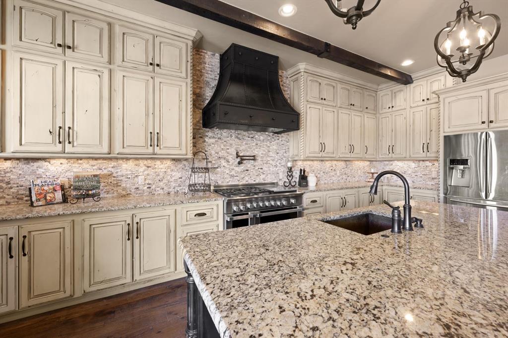 4517 Roundup Road Property Photo 15