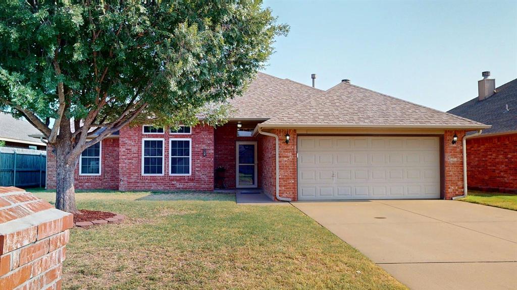 805 Canyon Drive Property Photo 1