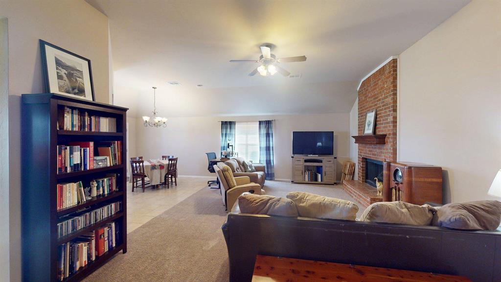 805 Canyon Drive Property Photo 9