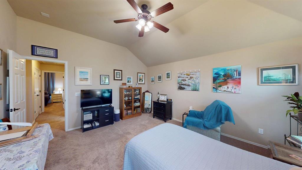 805 Canyon Drive Property Photo 18