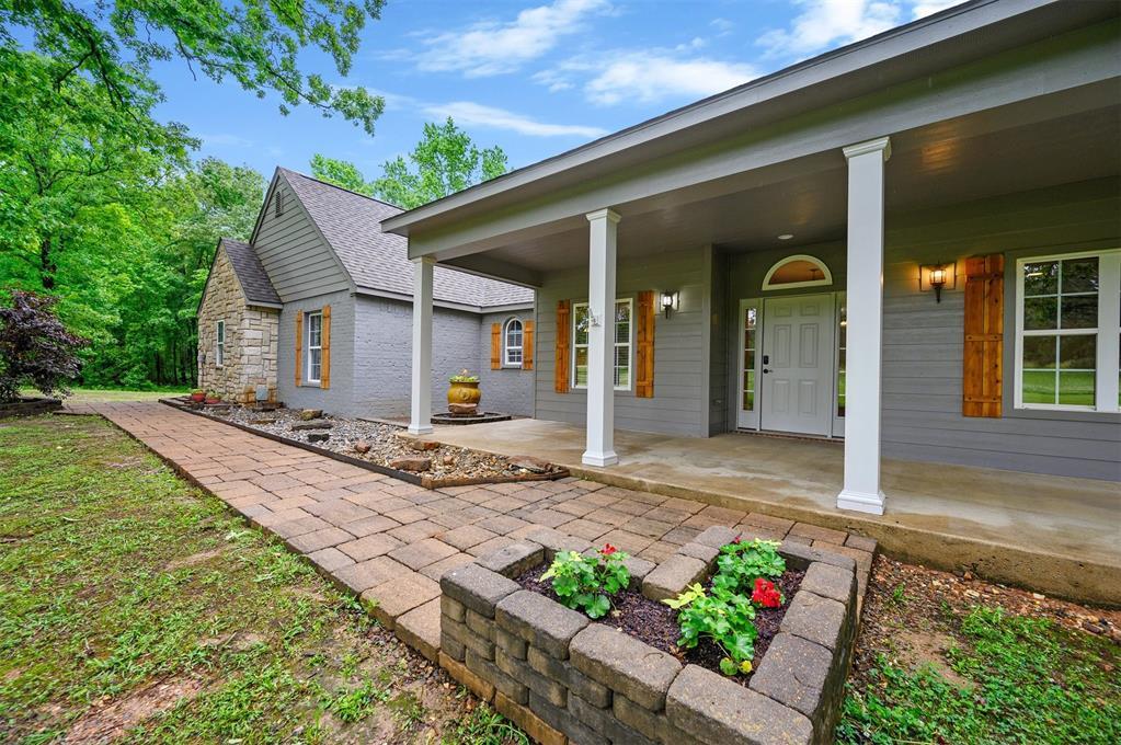 482 Raintree Road Property Photo 1