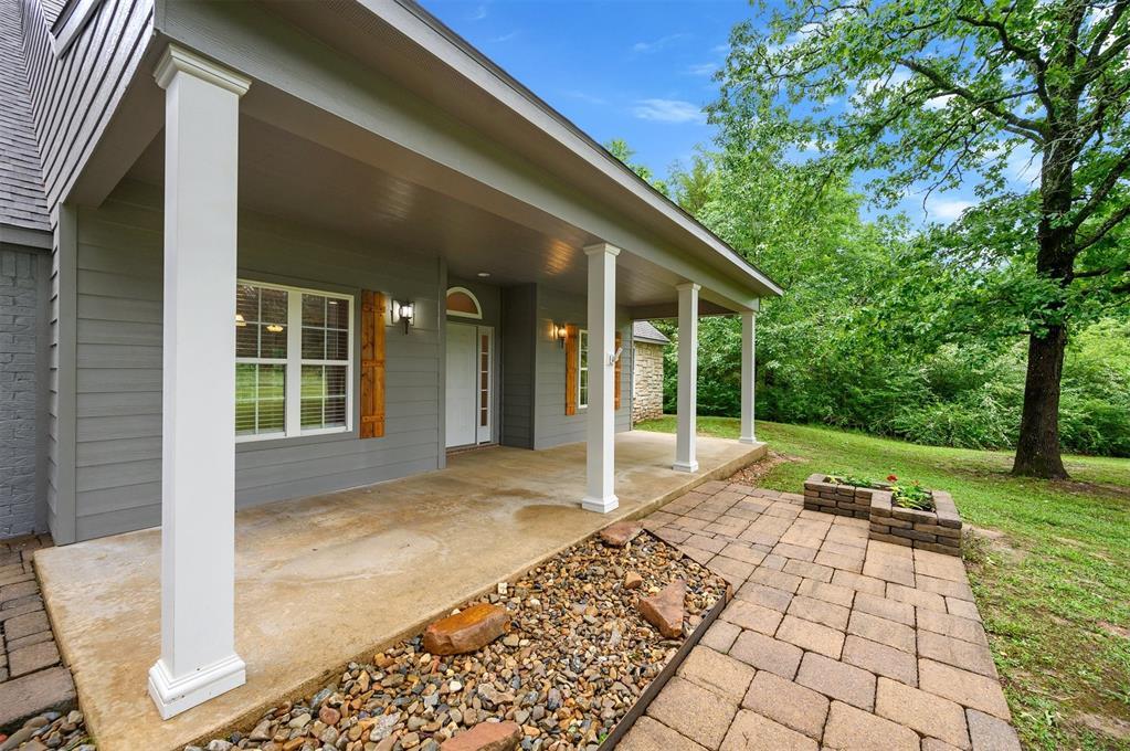 482 Raintree Road Property Photo 4