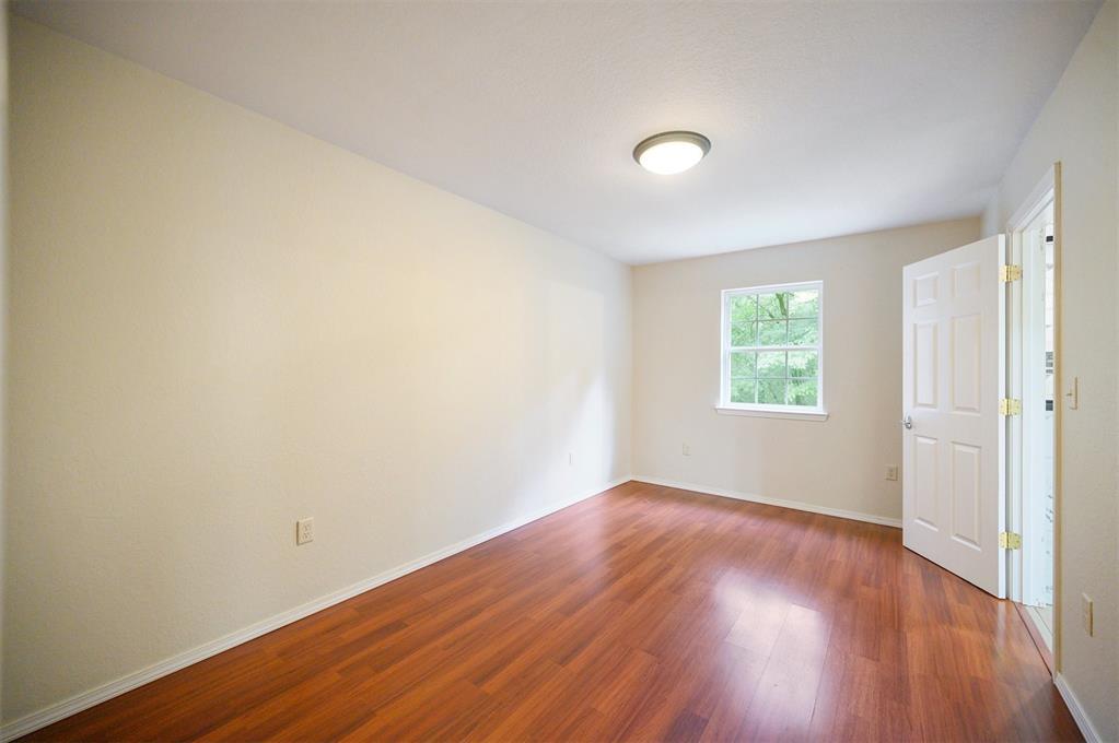 482 Raintree Road Property Photo 18