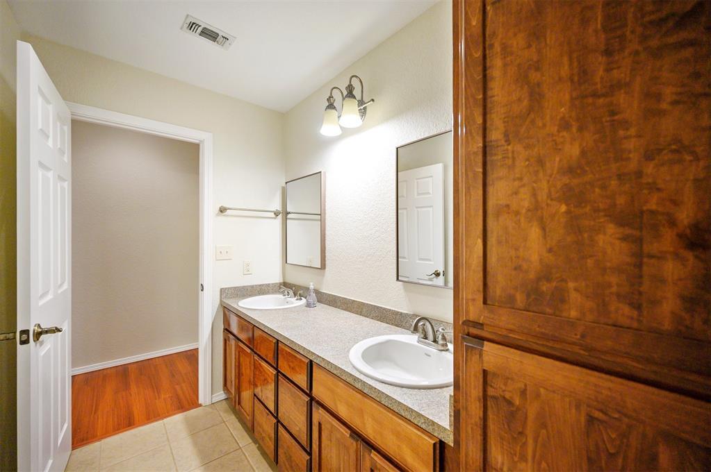 482 Raintree Road Property Photo 32