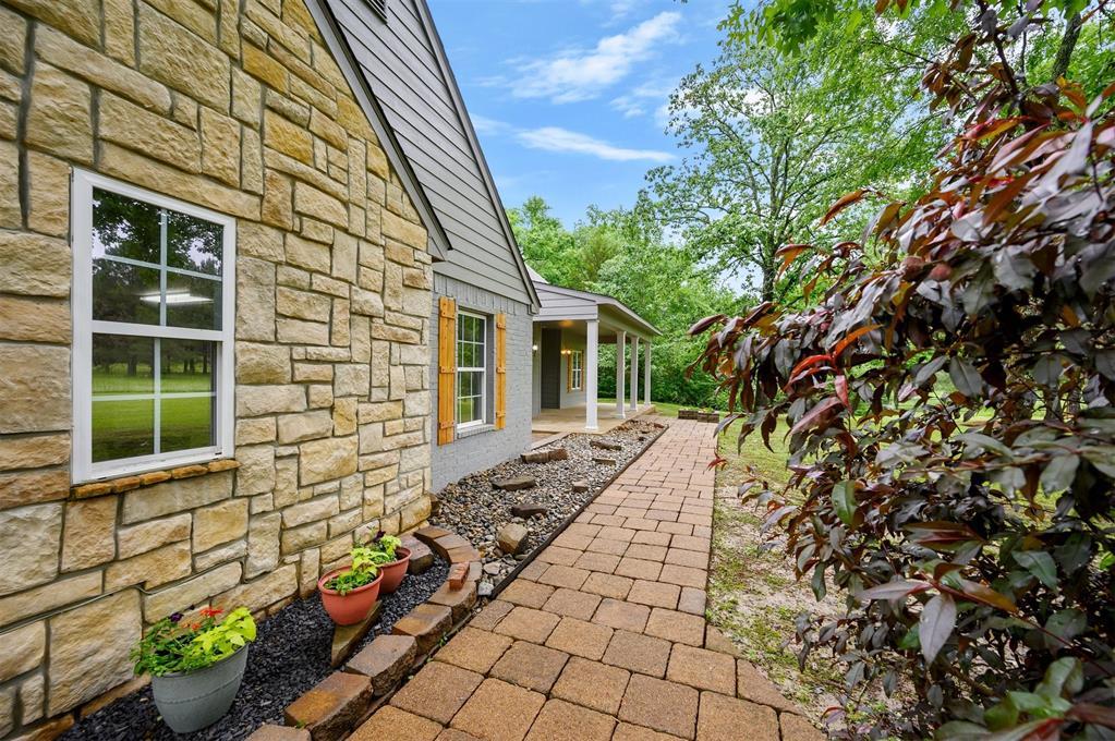 482 Raintree Road Property Photo 40