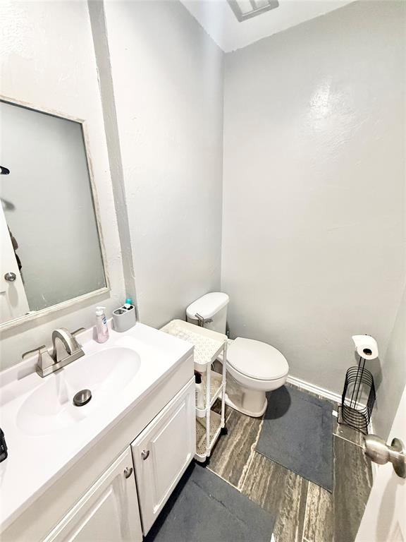 512 Mercury Street Property Photo 15