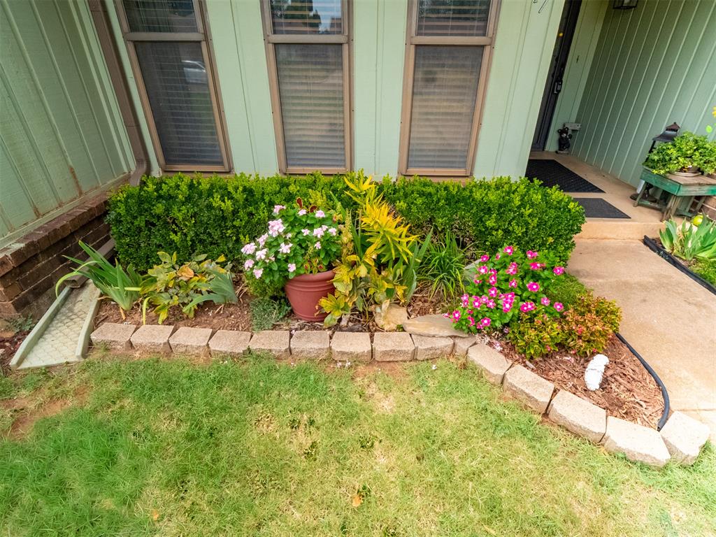 3717 Summerwind Court Property Photo 6