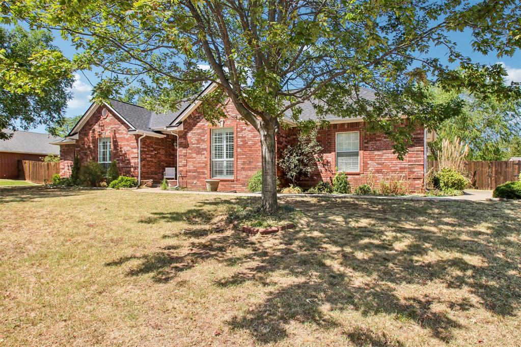 504 Pool Lane Property Photo 1