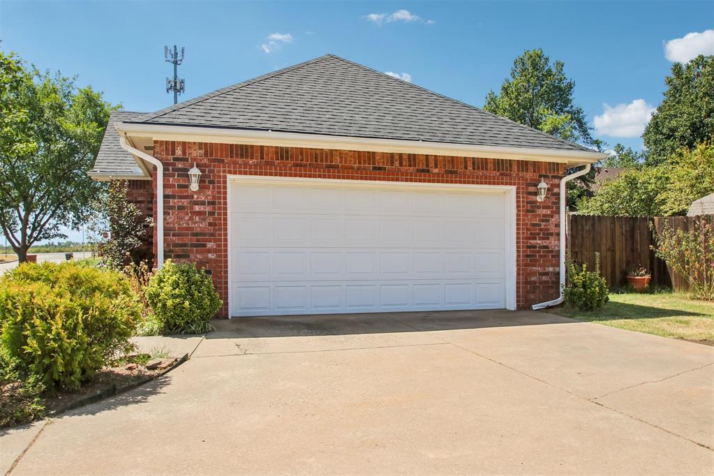 504 Pool Lane Property Photo 32