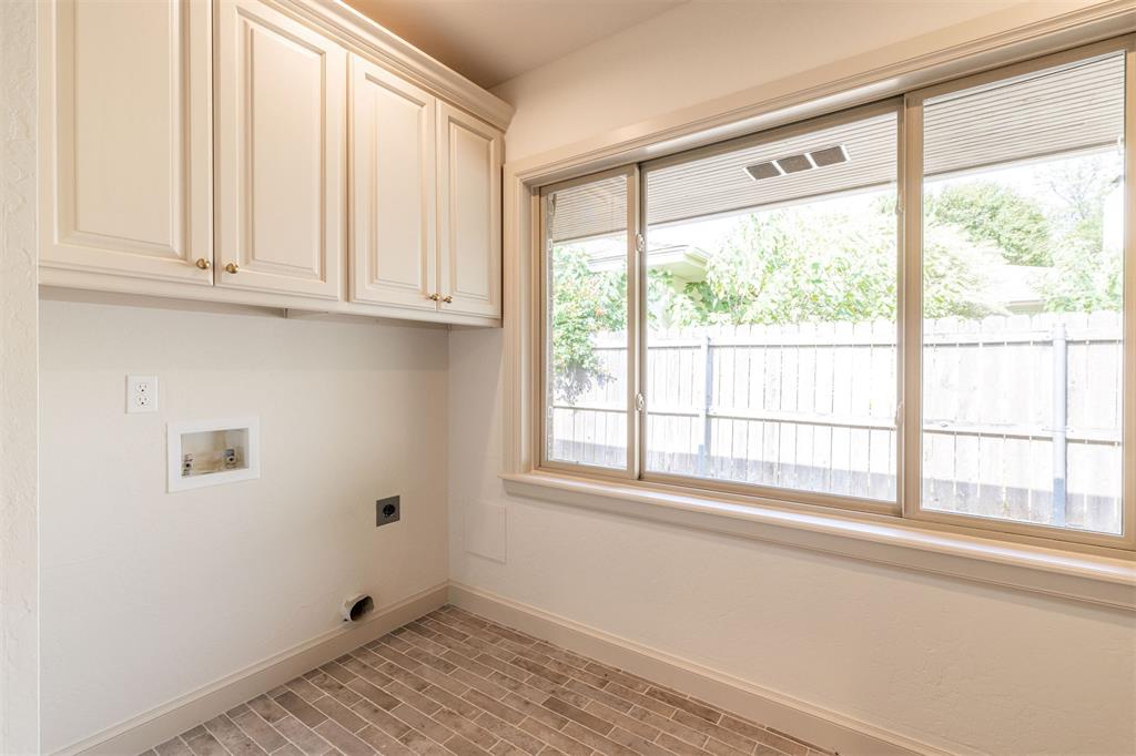 1807 Dorchester Drive Property Photo 23