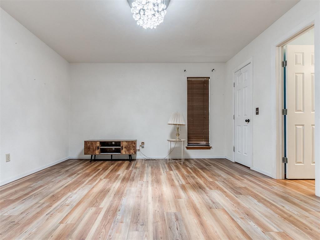 11021 Davis Street Property Photo 29
