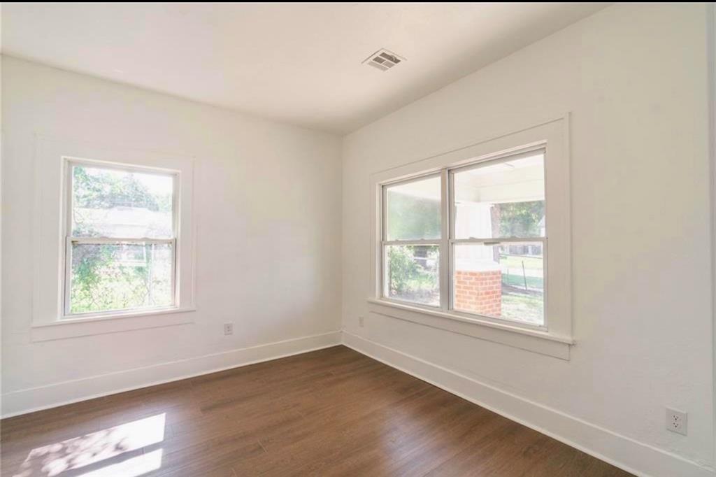 329 Se 25th Street Property Photo 11