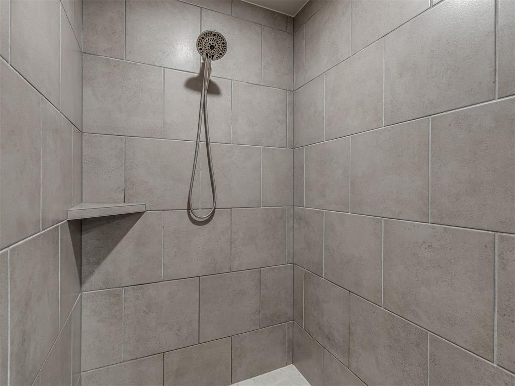 713 Red River Drive Property Photo 23